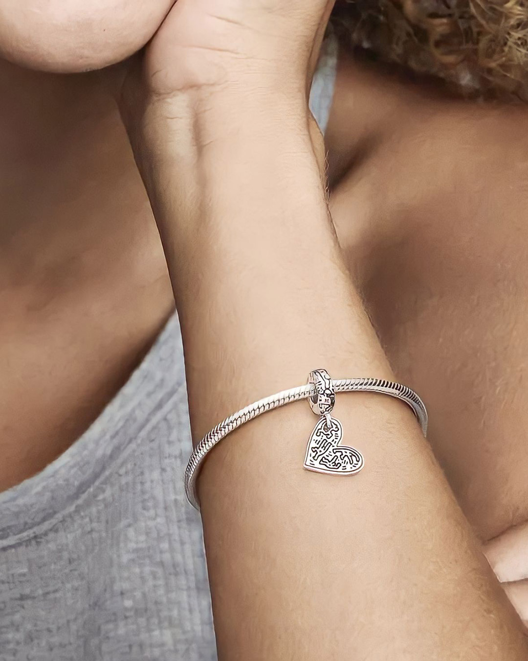 keith-line-art-charm-3